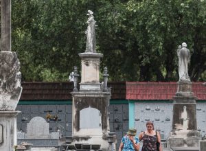 mortes-no-pais-crescem-4,6%-em-2024,-maior-alta-fora-anos-de-pandemia