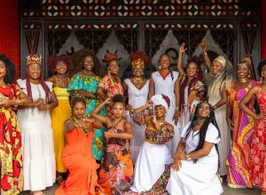 ba:-curuzu-recebe-noite-da-beleza-negra-para-escolha-da-deusa-do-ebano