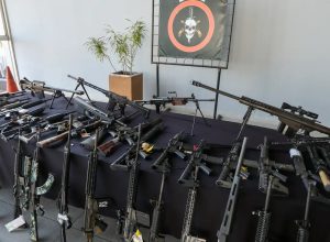 policia-do-rio-prende-12-pessoas-em-operacao-contra-comando-vermelho