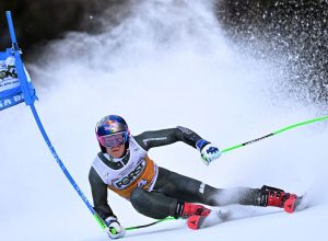 lucas-pinheiro-e-prata-em-copa-do-mundo-de-esqui,-na-suica