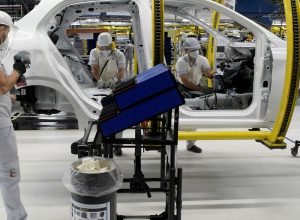 juros-altos-travam-credito-para-80%-das-industrias,-revela-pesquisa