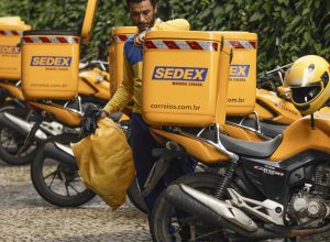 moraes-suspende-beneficios-de-acordo-que-encerrou-greve-dos-correios