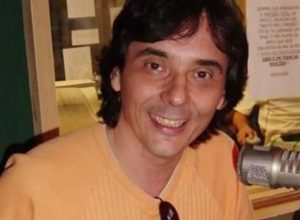 morre-ricardo-schnetzer,-dublador-de-tom-cruise-e-al-pacino