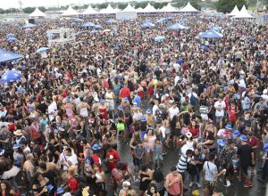 carnaval-requer-prevencao-de-acidentes-com-rede-eletrica,-diz-abradee