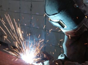 inflacao-na-porta-de-fabrica-cai-4,53%-em-2025;-2a-menor-desde-2014