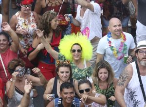 em-brasilia,-folioes-poderao-antecipar-festa-de-carnaval 