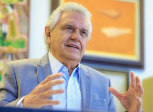 caiado-reafirma-controle-estatal-da-saneago-e-descarta-privatizacao