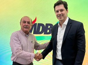 zacharias-calil-se-filia-ao-mdb-para-disputar-vaga-ao-senado