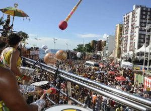 furdunco:-59-atracoes-animam-o-pre-carnaval-de-salvador-neste-domingo