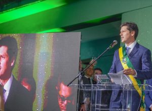 daniel-assume-governo-com-foco-em-continuidade-e-modernizacao