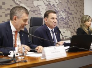 vanderlan:-“brasil-precisa-agir-rapido-para-liderar-setor-de-data-centers”