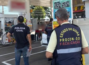 postos-de-combustivel-sao-autuados-por-praticas-abusivas-em-goiania
