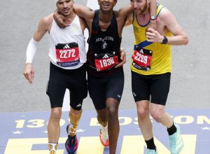 brasileiro-vira-manchete-por-ato-de-empatia-na-maratona-de-boston