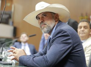 amauri-ribeiro-e-punido-por-violencia-politica-contra-bia-de-lima