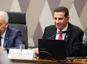 ccj-aprova-pec-de-vanderlan-que-amplia-autonomia-do-bc-e-blinda-o-pix