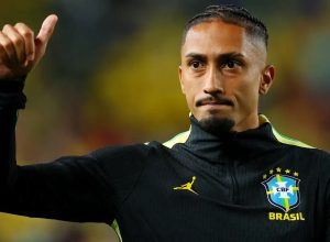 raphinha-sente-dores-na-coxa-direita-e-sera-reavaliado