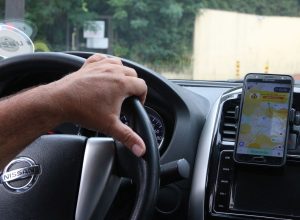 cmn-veta-taxa-de-cadastro-em-credito-para-motoristas-de-app