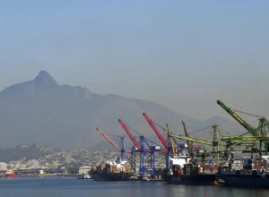brasil-avalia-que-tarifaco-dos-eua-foi-politizado-mirando-eleicoes