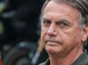 pgr-defende-que-bolsonaro-seja-mantido-em-prisao-domiciliar