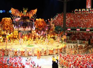carnaval-do-amazonas-continua-com-o-carnaboi-na-ilha-de-parintins