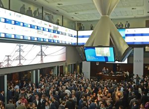 ibovespa-volta-aos-174-mil-pontos-com-aposta-na-selic,-e-dolar-cai