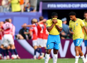 com-criticas,-adeus-do-brasil-a-copa-estampa-jornais-mundo-afora