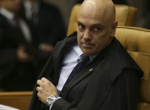 stf-da-48h-para-tribunais-explicarem-pagamentos-acima-do-limite-a-juiz