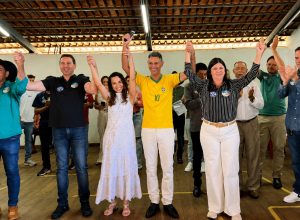 edna-costa-reune-mais-de-800-apoiadores-e-fortalece-pre-candidatura-a-alego