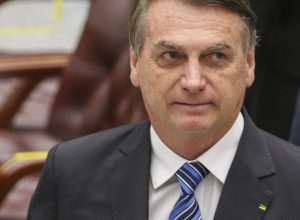 exercito-entrega-armas-de-bolsonaro-a-pf-e-informa-falta-de-duas