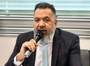moraes-manda-soltar-ex-prefeito-de-belford-roxo,-apos-prisao-com-fuzil