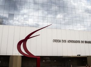oab-pede-que-stf-autorize-comunicacao-entre-flavio-e-jair-bolsonaro