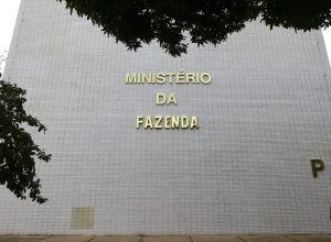 governo-deve-recorrer-ao-stf-sobre-pec-de-agentes-de-saude