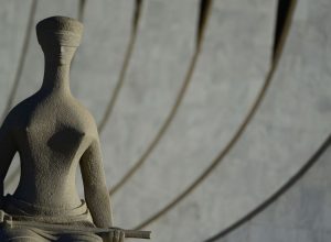 bolsonaro-nao-sabia-que-carta-seria-publicada-por-flavio,-diz-defesa