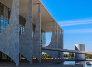 entenda-a-lei-de-reciprocidade,-que-o-brasil-pode-adotar-contra-os-eua