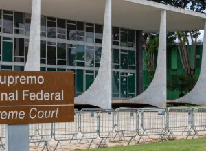 moraes-marca-para-28-de-julho-depoimento-de-flavio-bolsonaro-a-pf