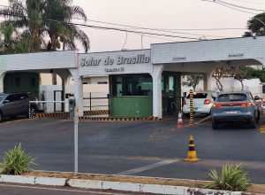 moraes-nega-pedido-para-javier-milei-visitar-bolsonaro-em-casa