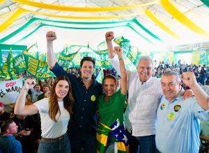 daniel-vilela-encerra-ciclo-do-pra-frente-goias-com-ato-em-trindade