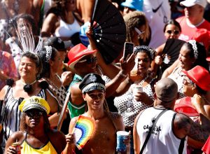 mais-de-2-mil-itens-irregulares-foram-apreendidos-no-carnaval-do-rio