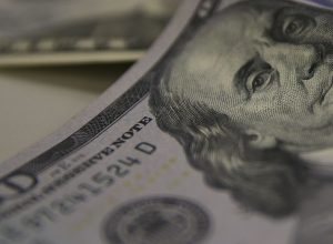 tarifaco-de-25%-dos-eua-sobre-o-brasil-comeca-a-valer;-saiba-mais