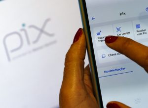 fmi-elogia-pix-e-cobra-autonomia-financeira-do-banco-central