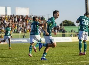 rio-verde-goleia-o-gremio-anapolis-e-amplia-lideranca-na-divisao-de-acesso