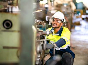 goias-fecha-primeiro-semestre-com-industria-responsavel-por-19,9-mil-novos-empregos