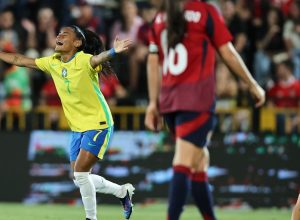 camara-aprova-lei-com-medidas-para-promover-futebol-feminino-no-pais