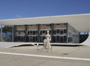 deputado-vira-reu-no-stf-por-injuria-contra-lula