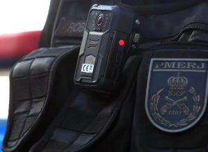 viva-maria:-estudo-analisa-eficacia-das-cameras-corporais-na-policia