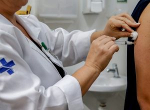 rio-amplia-para-18-anos-faixa-etaria-para-vacinacao-da-dengue