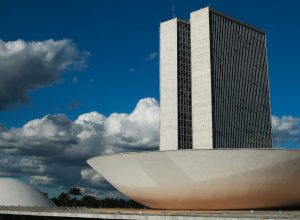 votacao-do-orcamento-de-2025-em-comissao-e-adiada-para-sexta-feira