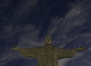 cristo-redentor-sera-iluminado-de-roxo-para-alertas-sobre-obesidade