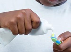 anvisa-suspende-interdicao-de-venda-de-creme-dental-da-colgate