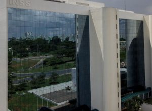 greve-de-peritos-do-inss:-stf-pede-que-pgr-avalie-abrir-inquerito